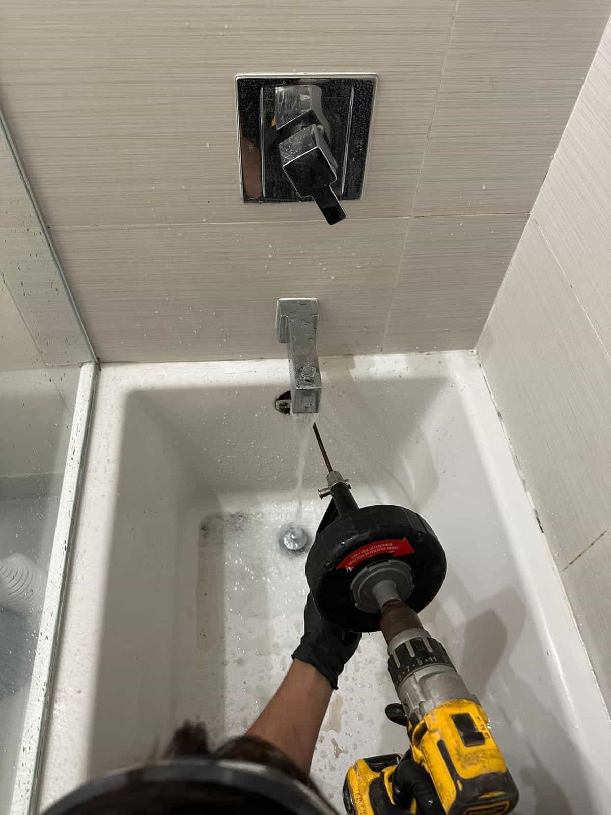 Before and after of a Drain cleaning by a plumber in Palmetto Bay